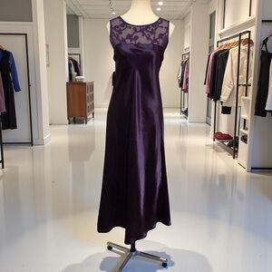 Gloria Vanderbilt Plum Maxi Dress Satin-Like Feel Sheer Mesh Yoke Size S